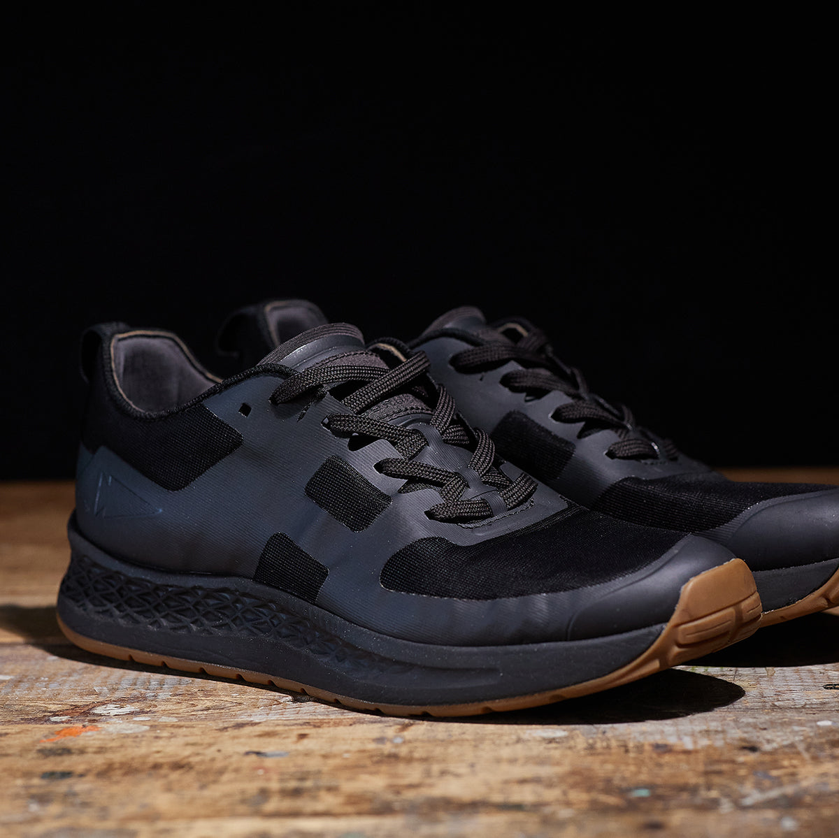 Men's Rough Runners - Black + Gum