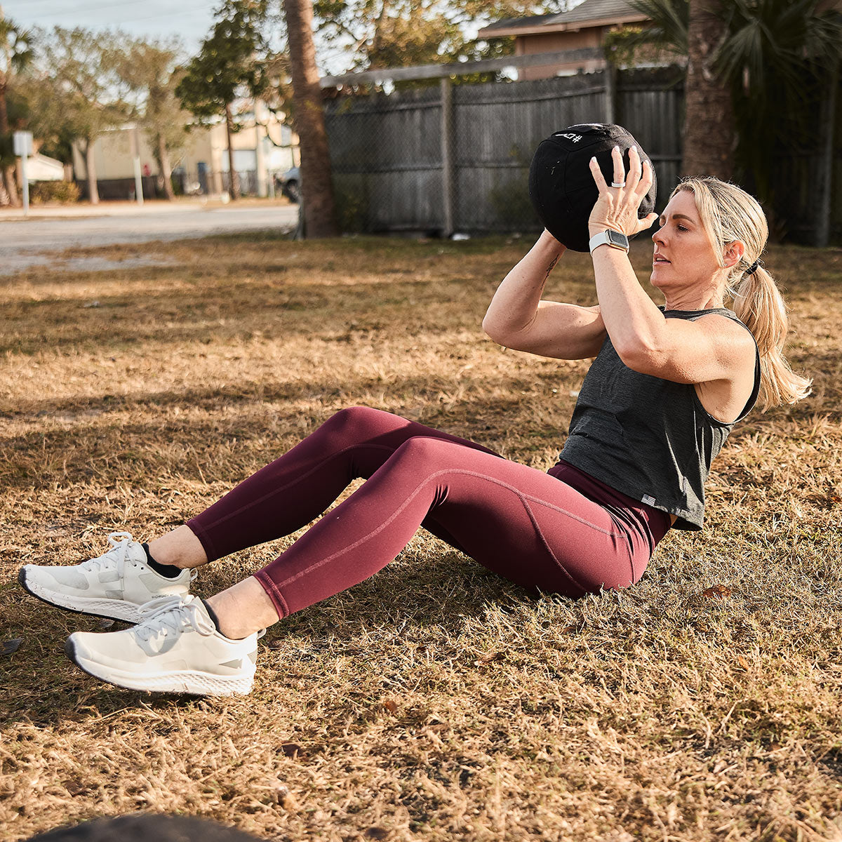 Women's Rough Runner™ - Light Grey + White